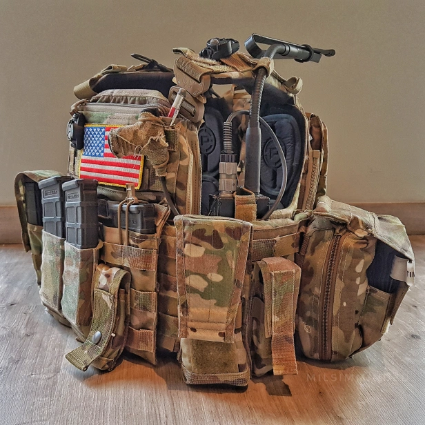 Crye Precision JPC (Jumpable Plate Carrier)